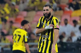 2025年NBA全明星周 ｜卡斯尔当选MVP 穆林领军称霸新秀挑战赛